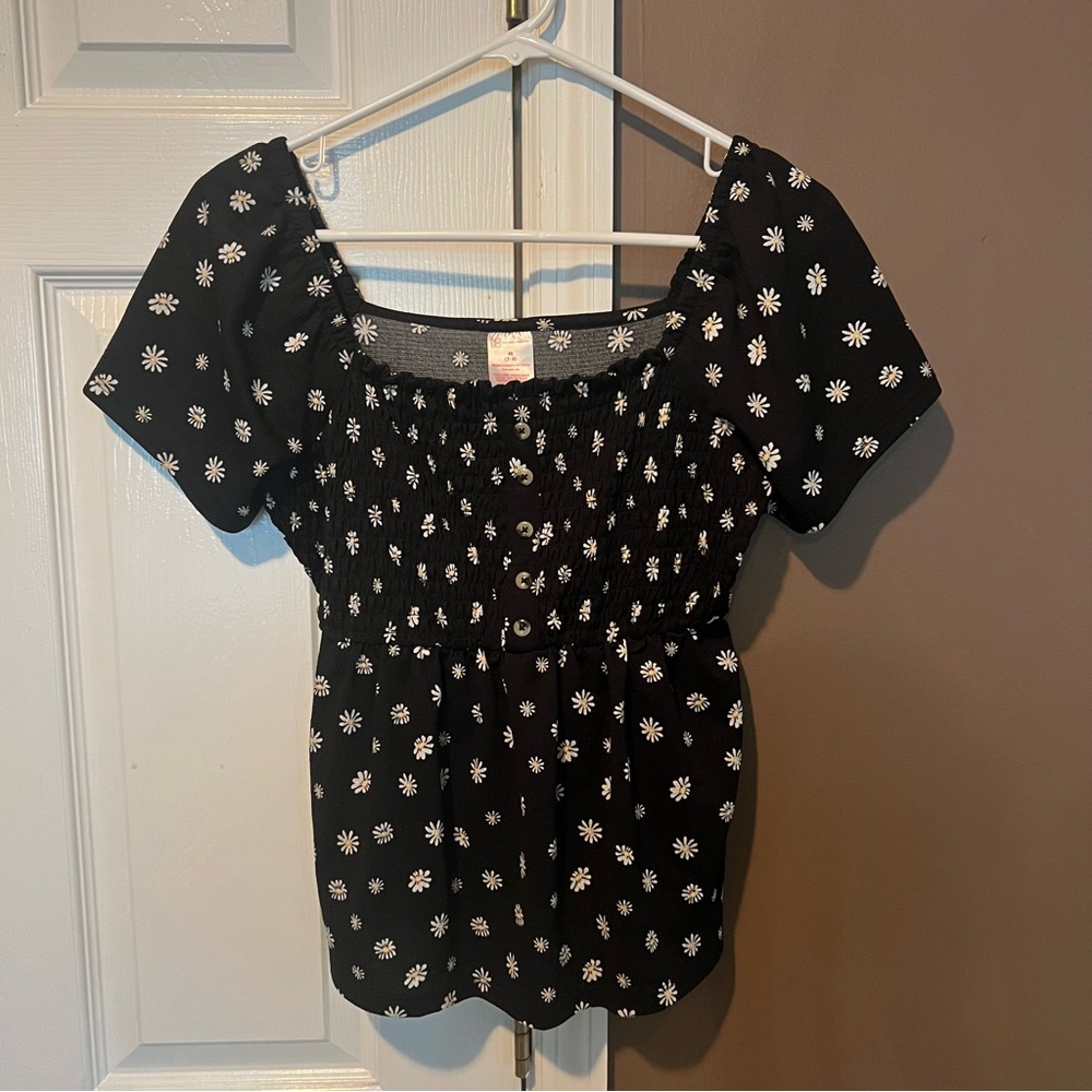 No Boundaries Black and White Puff Sleeve Smocked Blouse